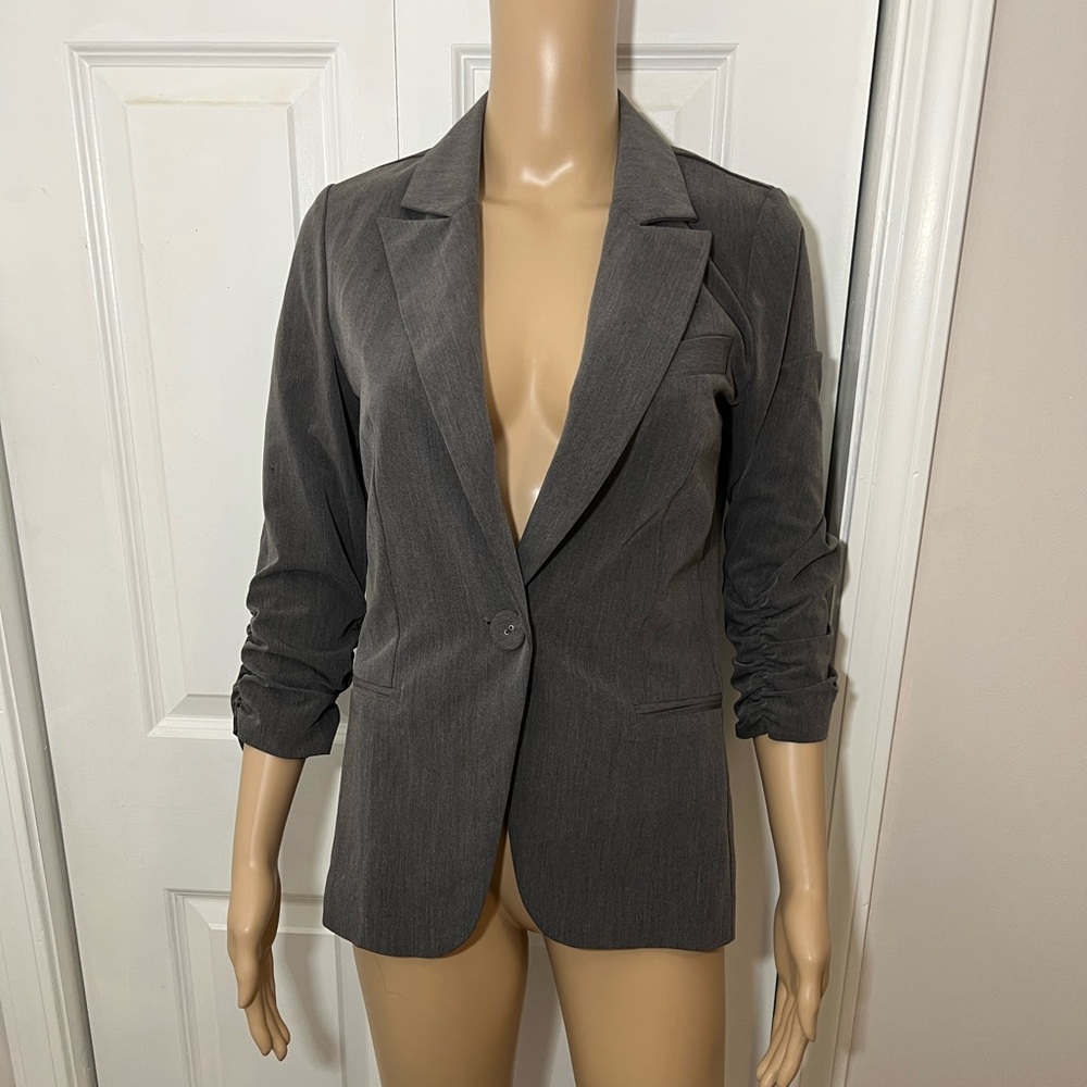 Stooshy Womens One-Button Blazer